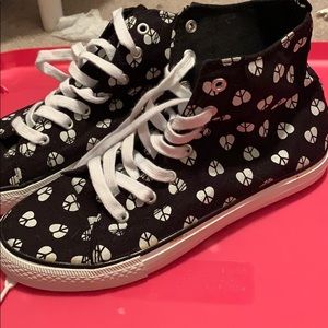 Bethany Mota peace high tops